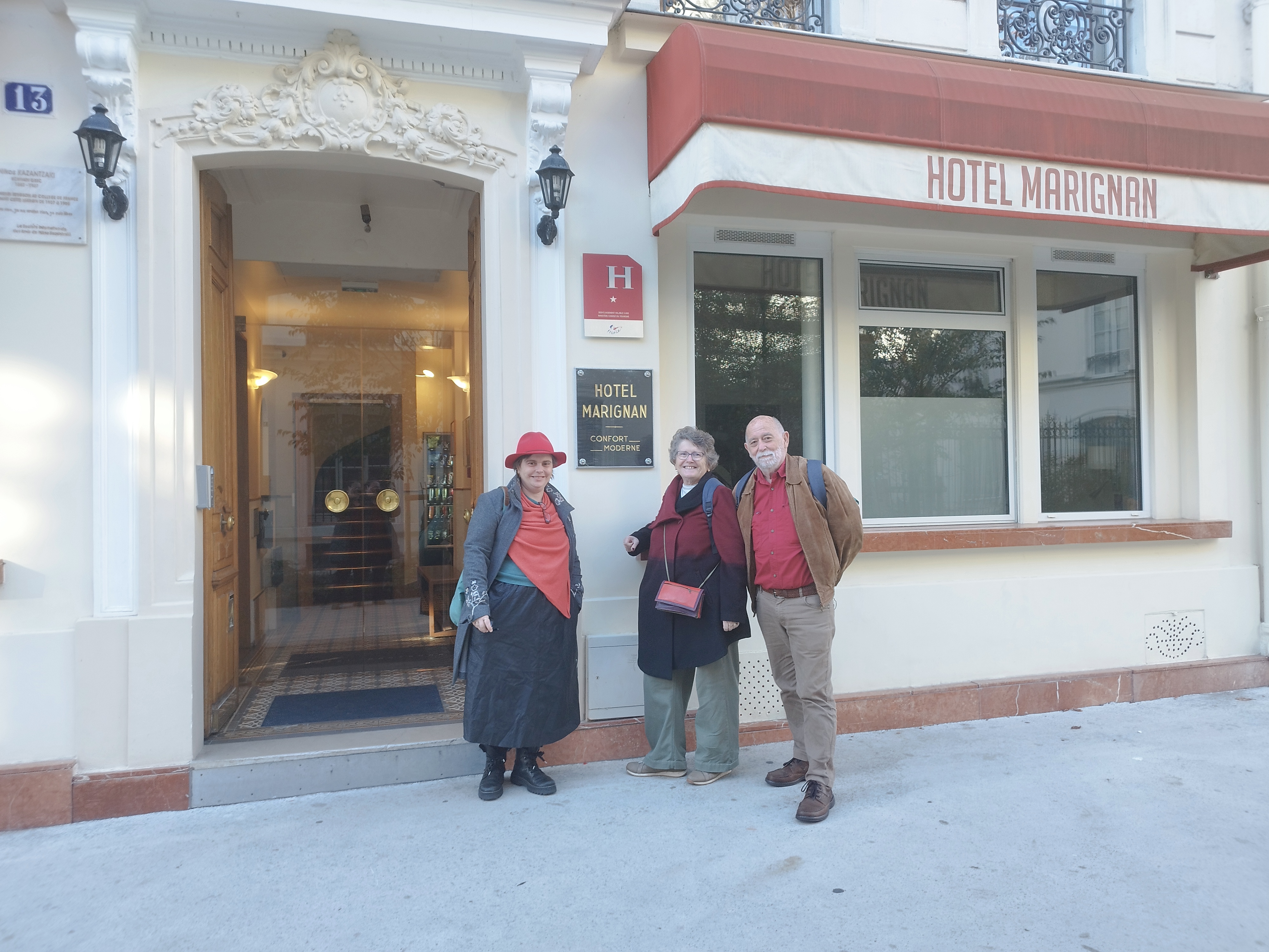 Entrance to the Hotel